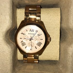 Rose gold Fossil watch
